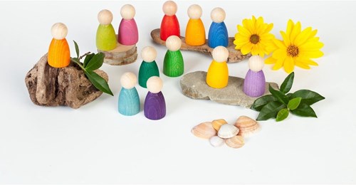 Grapat houten speelgoed Nins regenboogkleurig - 12 stuks poppetjes-2